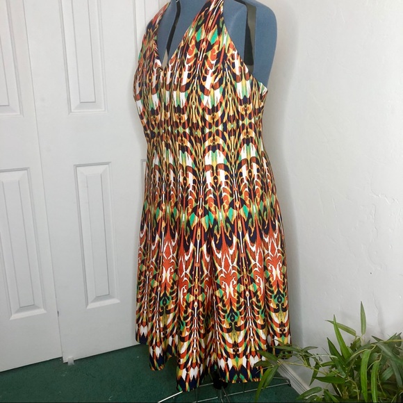 Gabby Skye Halter Dress in Psychedelic Print 22W - Picture 5 of 8